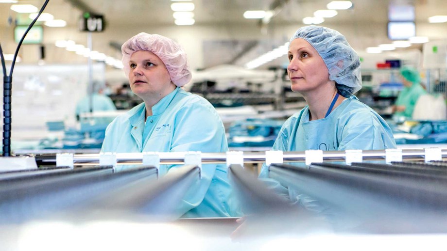 Colleagues at one of our Mölnlycke Procedure tray factories in the Czech Republic