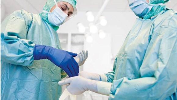 Mölnlycke surgical gloves in surgery